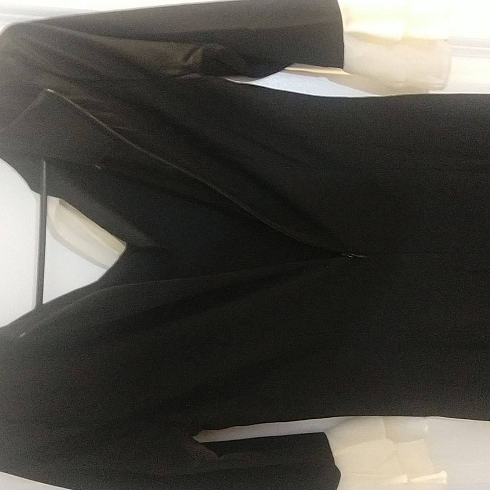 Dress - Picture 4 of 4